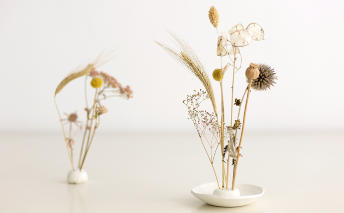 DIY-Anleitung: Trockenblumen-Display aus Modelliermasse selber machen | we love handmade