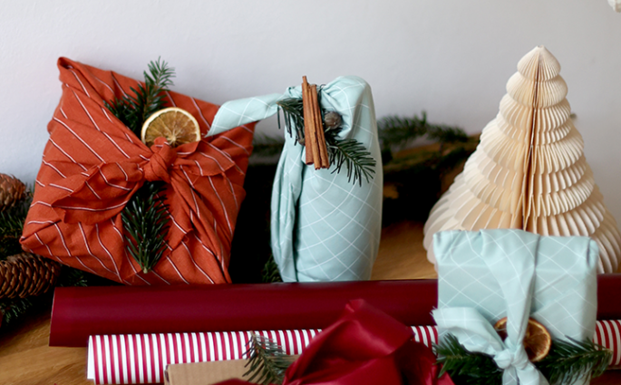 Furoshiki: Geschenke mit Stoff einpacken | we love handmade