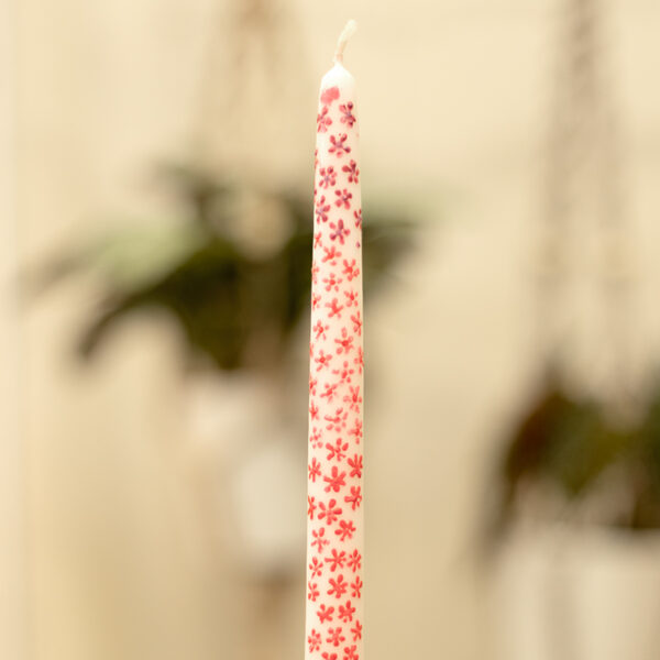 Kerzen bemalen mit Blumen | we love handmade