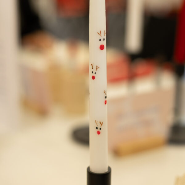 Kerzen bemalen mit Renntier Rudolph | we love handmade