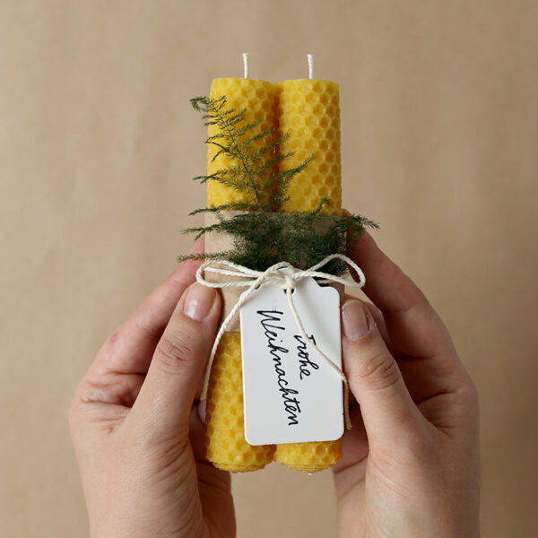 Eltern-Kind-Workshop: Bienenwachskerzen rollen - Basteln mit Naturmaterialien | we love handmade