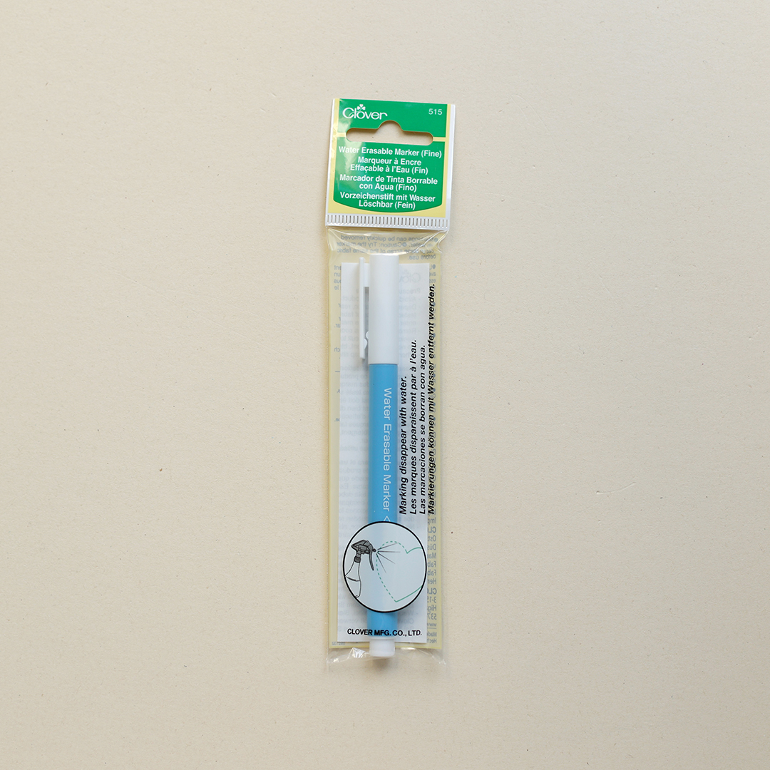 CLOVER Markierstift wasserlöslich blau Verpackung – für helle Stoffe | we love handmade