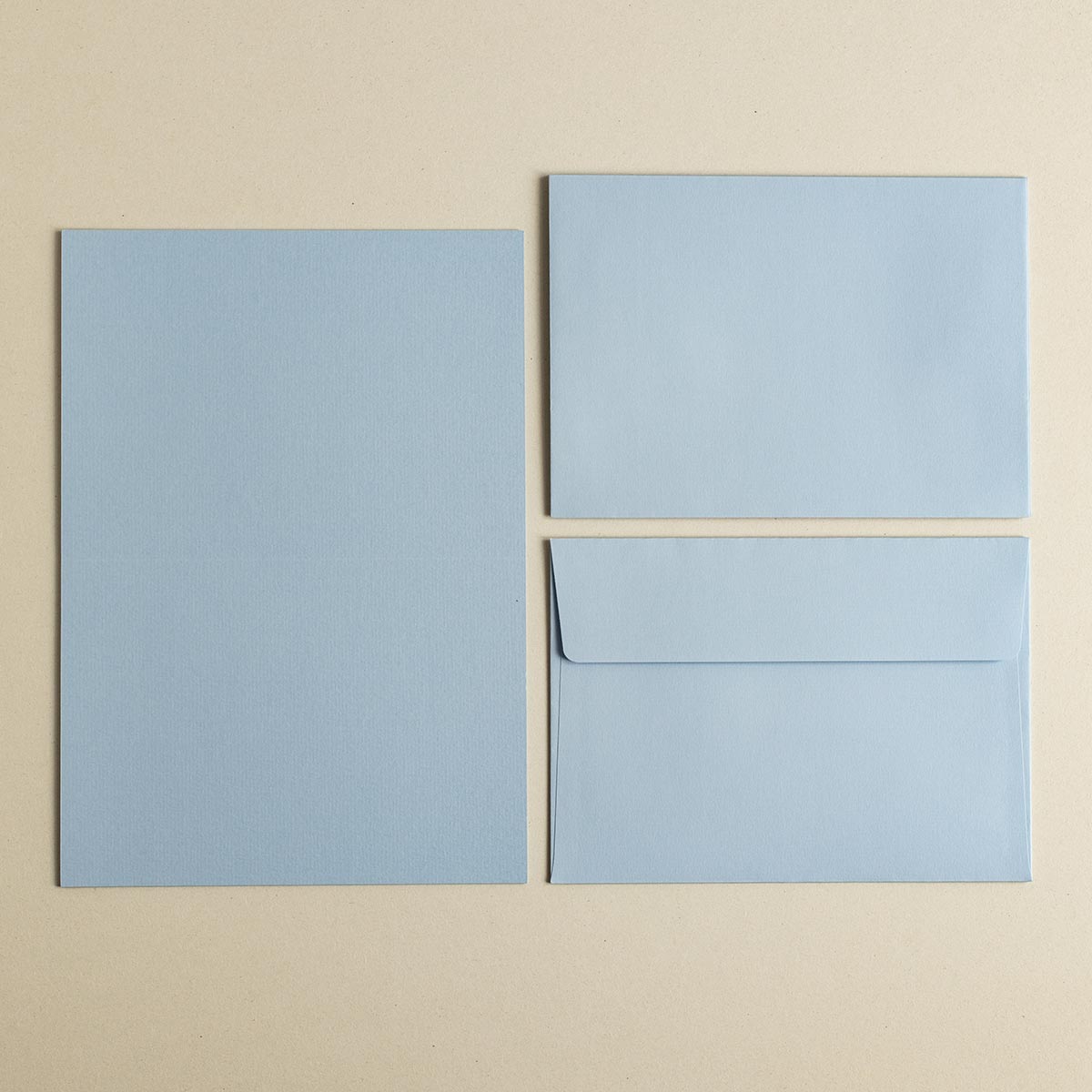 Paper Poetry Luxury B6 Umschlag in Hellblau mit passender B6 Karte von we love handmade